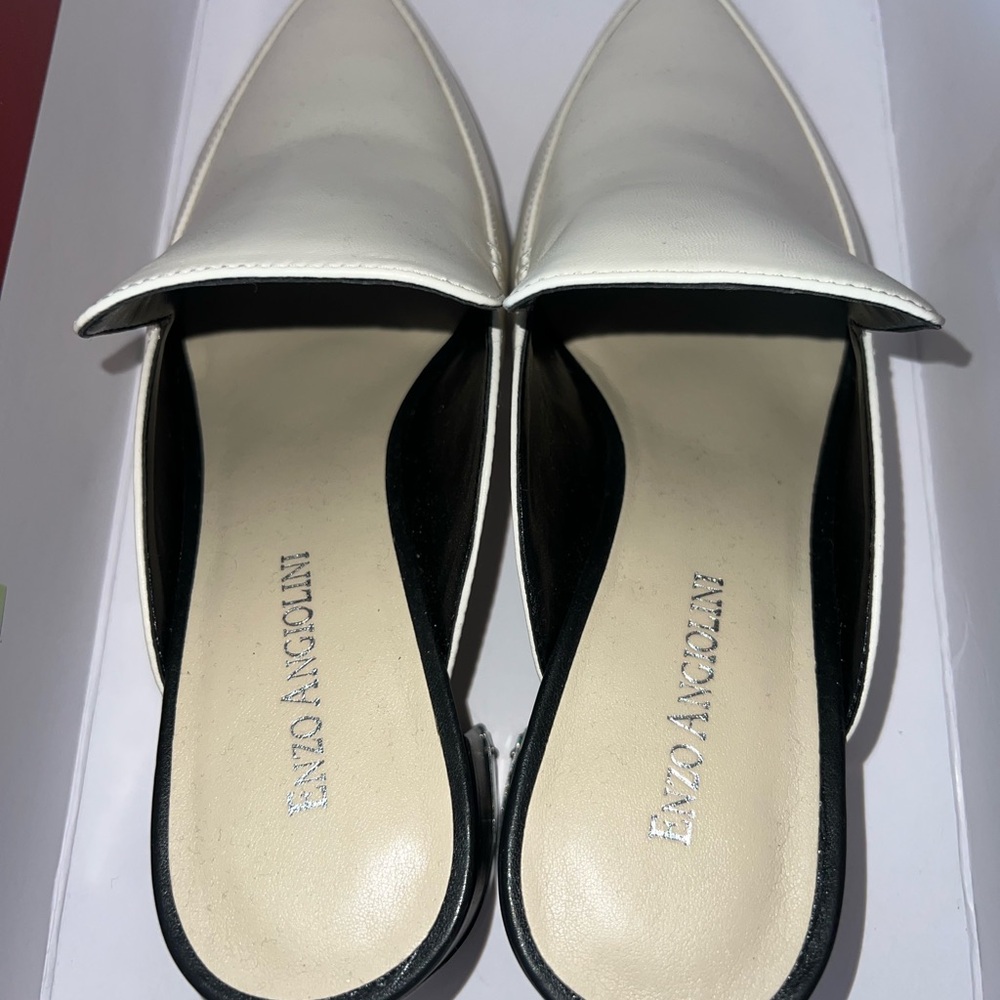 Enzo Angiolini EP Deleon Size 7.5 White Cream Leather Mules Unworn / NWT